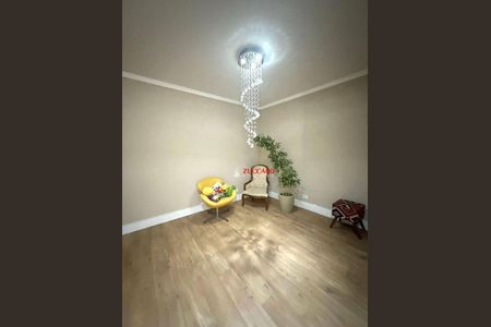 10_photo/94cef54c6b.5960f01f87f5a829-ATLAS-e37ea503-1a3b-495a-a0d2-6fd21addce89.jpg de casa à venda com 3 quartos, 220m² em Macedo, Guarulhos