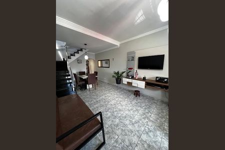 2_photo/94cef54e87.3faa1895dd9a36aa-ATLAS-31915cd3-152a-47de-b614-a47d6e331e8e.jpg de casa à venda com 3 quartos, 167m² em Jardim Leila, Guarulhos