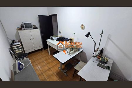 6_photo/94cef54eb5.7a69ff73eb43ff8d-ATLAS-14ee4807-cc7d-41a5-9789-00a9f7753eb1.jpg de casa à venda com 3 quartos, 95m² em Jardim Leila, Guarulhos