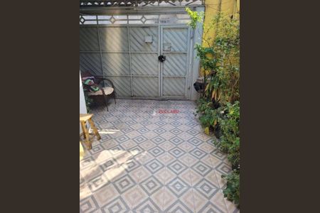 3_photo/94cef54eb9.402b8b4c9d0e7d1c-ATLAS-0b50a2a5-30d6-4f55-a59d-c4a3d2b69c98.jpg de casa à venda com 4 quartos, 100m² em Jardim Leila, Guarulhos