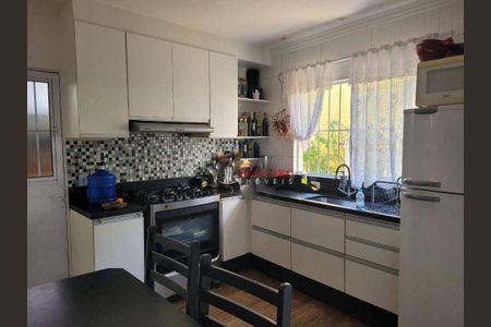 5_photo/94cef54eb9.402b8b4c9d0e7d1c-ATLAS-328448f2-5ef2-4515-a7b3-1fdd1f3d39b5.jpg de casa à venda com 4 quartos, 100m² em Jardim Leila, Guarulhos