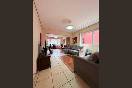 3_photo/94cef54f01.eaaf4b77f52f95fe-ATLAS-0b160772-9e4c-4fe6-9f61-b868f05dbb18.jpg de casa à venda com 4 quartos, 268m² em Jardim Pinhal, Guarulhos