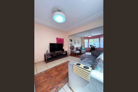7_photo/94cef54f01.eaaf4b77f52f95fe-ATLAS-3e7327dd-9d41-4825-98ea-8c3f7cb46ca5.jpg de casa à venda com 4 quartos, 268m² em Jardim Pinhal, Guarulhos