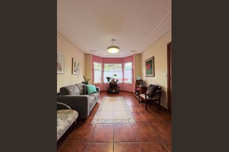 3_photo/94cef54f01.eaaf4b77f52f95fe-ATLAS-87eaec2c-7adb-4bf8-aadc-45bbcc298e03.jpg de casa à venda com 4 quartos, 268m² em Jardim Pinhal, Guarulhos