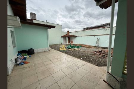21_photo/94cef54f7f.54b8780a509023fd-ATLAS-a2f34a95-d012-480d-8740-1717b1341bd0.jpg de casa para alugar com 4 quartos, 180m² em Parque Renato Maia, Guarulhos