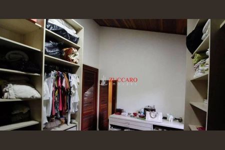 19_photo/94cef54f81.88f450c3c48c9cc5-ATLAS-9c3d6d82-939a-46a3-abe4-5c5c1a53bb57.jpg de casa à venda com 4 quartos, 365m² em Jardim Maia, Guarulhos