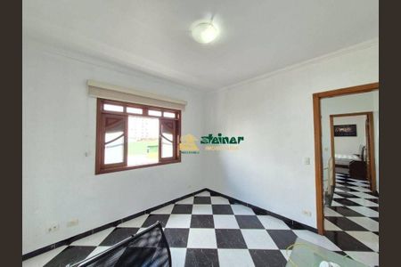 23_photo/94cef551b3.1793dc22c4eda740-ATLAS-b806223c-ef6c-47f1-8b84-b566d60eb890.jpg de casa à venda com 5 quartos, 268m² em Jardim Barbosa, Guarulhos