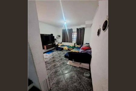 2_photo/94cef553c7.4e57a831a44d1c29-ATLAS-6f081a4d-cc28-40c8-a2d6-23943188e6f1.jpg de casa à venda com 3 quartos, 98m² em Jardim Santa Edwirges, Guarulhos