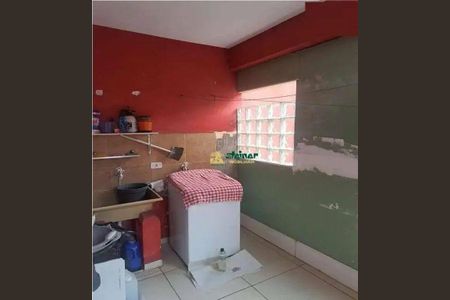 17_photo/94cef553c7.4e57a831a44d1c29-ATLAS-ea84a0b0-7c68-4127-b045-293baba9b96f.jpg de casa à venda com 3 quartos, 98m² em Jardim Santa Edwirges, Guarulhos