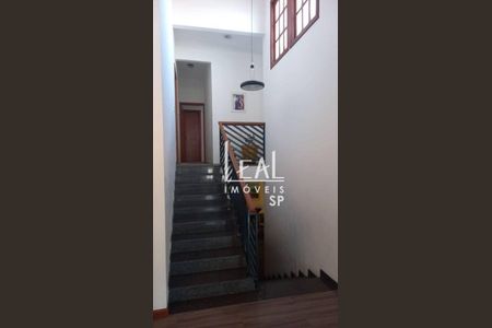 7_photo/94cef5571b.e100dba37721dde7-ATLAS-5ba8d0f2-f77f-4dbd-a672-8db3dc7cb2a4.jpg de casa para alugar com 4 quartos, 300m² em Jardim São Paulo, Guarulhos