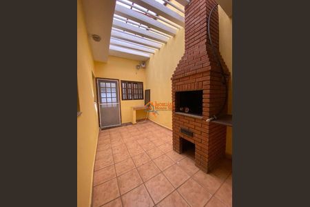 7_photo/94cef55d43.07fb07773285f6be-ATLAS-452f1867-87fc-433c-89d5-4154ecd9bdc8.jpg de casa à venda com 3 quartos, 101m² em Jardim Gumercindo, Guarulhos