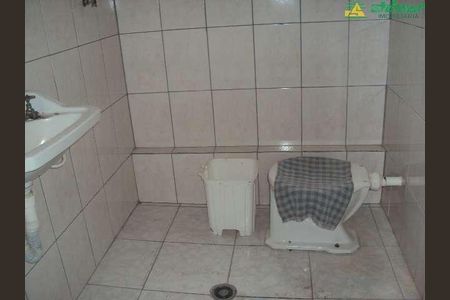 12_photo/94cef55db5.b2be83120ca6a1f2-ATLAS-5300f8a2-5145-4e59-8a44-2f082427931e.jpg de casa à venda com 2 quartos, 152m² em Jardim Guarulhos, Guarulhos