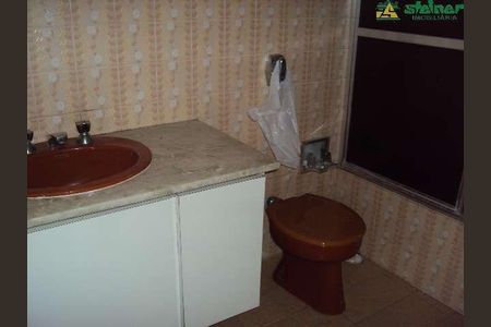 3_photo/94cef55db5.b2be83120ca6a1f2-ATLAS-c94bf2ea-6964-4f92-8ea4-64f4ed2b50bb.jpg de casa à venda com 2 quartos, 152m² em Jardim Guarulhos, Guarulhos