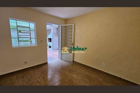 2_photo/94cef55db7.0f60d9f25b8733d0-ATLAS-06eeb208-5ea7-4ee5-b0aa-ebd63cae3527.jpg de casa para alugar com 6 quartos, 260m² em Jardim Guarulhos, Guarulhos