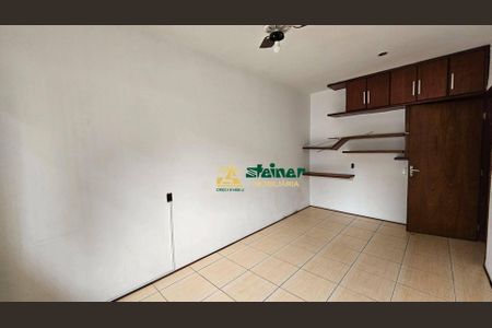 14_photo/94cef55db7.0f60d9f25b8733d0-ATLAS-901ea354-dc44-4dee-9c1f-5db761e535a7.jpg de casa para alugar com 6 quartos, 260m² em Jardim Guarulhos, Guarulhos