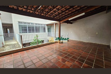 11_photo/94cef55db7.0f60d9f25b8733d0-ATLAS-9b8d1470-99ce-470e-85a7-fd7d82492c37.jpg de casa para alugar com 6 quartos, 260m² em Jardim Guarulhos, Guarulhos