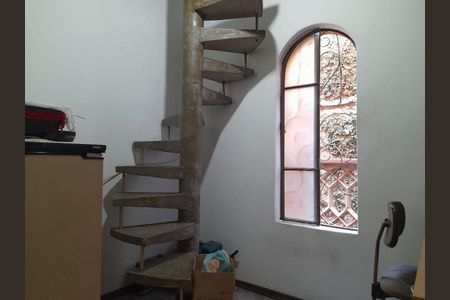 4_photo/94cef56005.60799319c0ecddee-ATLAS-aa4ebeeb-3e15-492d-b671-c17992a4bfaf.jpg de casa à venda com 3 quartos, 270m² em Vila Moreira, Guarulhos