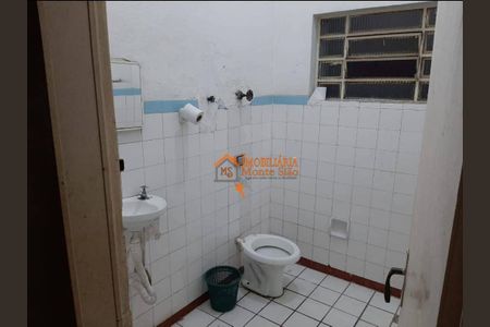 5_photo/94cef5601f.ceff8192393c33de-ATLAS-58ea55a1-3c1f-47e5-a2a3-a292d4f708a1.jpg de casa para alugar com 4 quartos, 100m² em Vila Ristori, Guarulhos