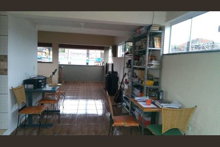 4_photo/94cef56021.28f6ec5d72603be5-ATLAS-0810a929-0f2a-409d-ad38-07601ad8a78c.jpg de casa à venda com 3 quartos, 200m² em Vila Ristori, Guarulhos