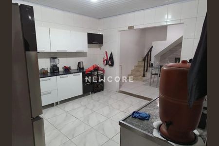 7_photo/94cef5617b.cb2272fcfeb20142-ATLAS-09509a98-5fc8-4e35-b7a5-6d43267d3789.jpg de casa à venda com 3 quartos, 200m² em Vila das Palmeiras, Guarulhos