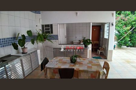 6_photo/94cef562e1.12457e0421fc23dd-ATLAS-822f2d1d-0f32-442d-b6a6-edccb972e92e.jpg de casa à venda com 4 quartos, 193m² em Vila Augusta, Guarulhos