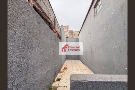 5_photo/94cef5637f.2832257cbb3df2c4-ATLAS-68ecbce6-d8b8-40b1-a918-982f00d3f749.jpg de casa à venda com 2 quartos, 110m² em Jardim Nazaret, Guarulhos