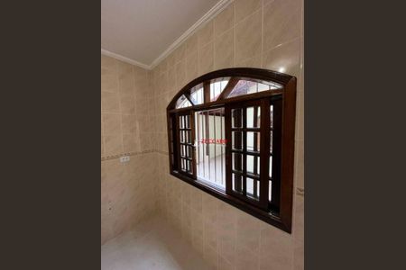 10_photo/94cef563a7.5564e16b2c01dcfa-ATLAS-e6f8cb2f-9efa-47db-81a1-4f64e12853c1.jpg de casa à venda com 3 quartos, 125m² em Vila Augusta, Guarulhos