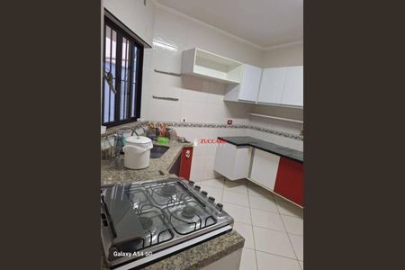 11_photo/94cef565d9.3fd9c960d89b7a31-ATLAS-a06eae77-1c48-4cef-b66c-d46b5a2099e1.jpg de casa à venda com 3 quartos, 104m² em Vila Paulista, Guarulhos