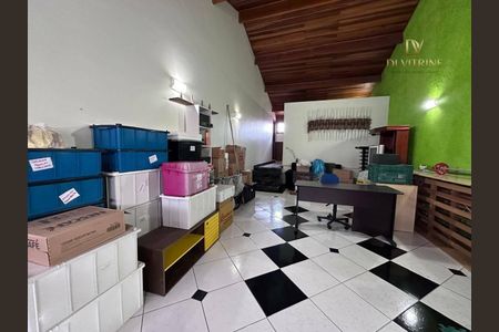 30_photo/94cef56685.8725941c6b7d3e7e-ATLAS-16382f2f-f5da-4332-9abe-2d90945f8d7d.jpg de casa à venda com 5 quartos, 320m² em Vila Moreira, Guarulhos