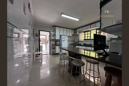8_photo/94cef56685.8725941c6b7d3e7e-ATLAS-ed74ac21-3f1c-4bc9-aa96-3e6de0d948c0.jpg de casa à venda com 5 quartos, 320m² em Vila Moreira, Guarulhos