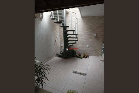 8_photo/94cef56799.d04e209edc684c06-ATLAS-1d09b5ae-0cd2-46ea-8a6f-45c73e37a942.jpg de casa à venda com 2 quartos, 98m² em Jardim Tijuco, Guarulhos