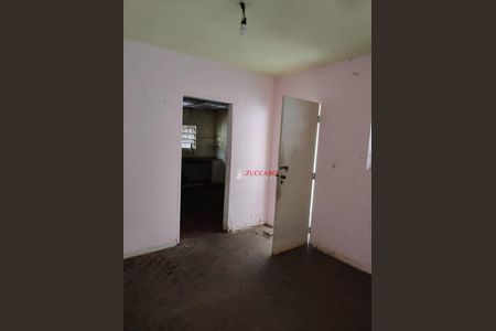 8_photo/94cef567c7.ebea37d9b74874bd-ATLAS-a801fa87-8053-4a8b-9b04-ccf683b8aef3.jpg de casa à venda com 2 quartos, 74m² em Vila Tijuco, Guarulhos