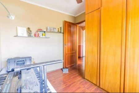 11_photo/94cef56911.9fde2b1beaf38236-ATLAS-e84adcec-7814-4466-9ef4-4089928ddda9.jpg de casa à venda com 4 quartos, 325m² em Jardim Bebedouro, Guarulhos