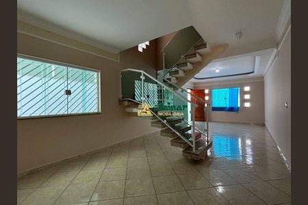 2_photo/94cef569d7.7c2e386fbbd2f2f7-ATLAS-0fed54aa-8a73-4732-b39d-6d2858ef169d.jpg de casa à venda com 3 quartos, 117m² em Jardim Zaira, Guarulhos