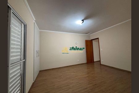 10_photo/94cef569d7.7c2e386fbbd2f2f7-ATLAS-5bd44485-9053-470a-8fc6-8d937a6d123e.jpg de casa à venda com 3 quartos, 117m² em Jardim Zaira, Guarulhos