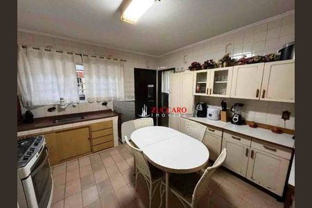 11_photo/94cef56adf.2d8dcea61abd16ff-ATLAS-f59fe4ee-be6f-4a9b-b85e-2fbac04cb2dc.jpg de casa para alugar com 3 quartos, 236m² em Vila Progresso, Guarulhos
