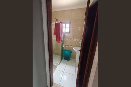 9_photo/94cef56b3d.dea66ee82dfebc54-ATLAS-b49c447e-7347-402a-b772-2a71af2ee325.jpg de casa para alugar com 4 quartos, 350m² em Jardim Dourado, Guarulhos