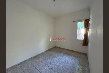 2_photo/94cef56b45.4e1a6e6486a440d9-ATLAS-2c3204ab-e0c7-473b-bdd8-89b3429de9e7.jpg de casa à venda com 4 quartos, 160m² em Jardim Dourado, Guarulhos