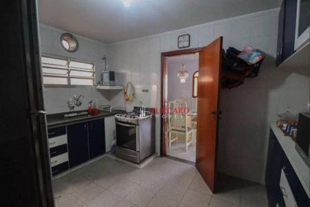 6_photo/94cef56b8f.b05f2c47e8d4c48f-ATLAS-25df66f9-15dd-47c6-a151-3f1ad5f2f864.jpg de casa à venda com 5 quartos, 200m² em Gopouva, Guarulhos