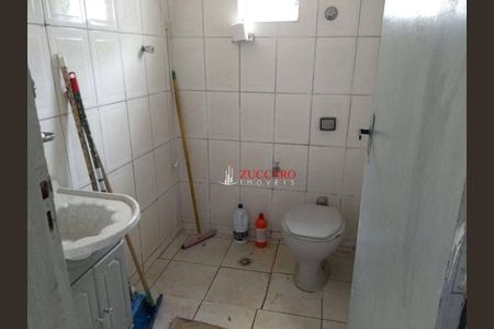 4_photo/94cef56c6b.ee8ea0fa195b796b-ATLAS-5d62f108-2943-42fe-9d99-3cb32bd24f3f.jpg de casa à venda com 1 quarto, 60m² em Gopouva, Guarulhos