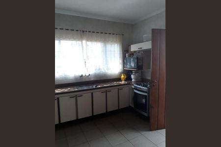 4_photo/94cef56d53.a824f5d462c04ebd-ATLAS-288a0c23-de92-4618-94c8-e6267db88b4b.jpg de casa à venda com 3 quartos, 350m² em Jardim Gumercindo, Guarulhos