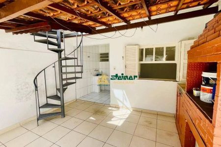 3_photo/94cef56d7d.78cd80886a16a374-ATLAS-2d1c73cc-e25d-4096-8508-359e28b41120.jpg de casa à venda com 3 quartos, 174m² em Jardim Aida, Guarulhos