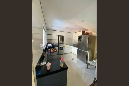 3_photo/94cef5732d.5bc4e555b9c29fe3-ATLAS-1d09e9cf-d22c-4737-bec2-4da74c57a426.jpg de casa para alugar com 2 quartos, 70m² em Vila Capitao Rabelo, Guarulhos