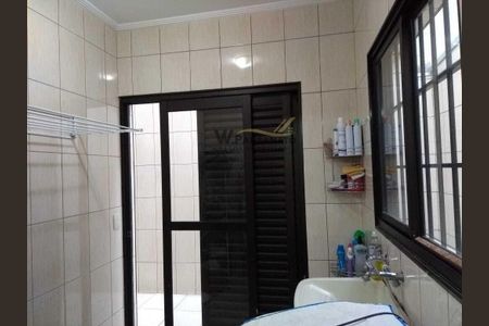 6_photo/94cef574c1.732b7fd8aaa5f07d-ATLAS-901b3a98-cd31-447b-896f-da7e1781b23e.jpg de casa à venda com 3 quartos, 160m² em Jardim Eusonia, Guarulhos