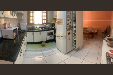 9_photo/94cef578d3.8a706a3c1c8a5b40-ATLAS-8bd8527f-a70e-47a5-a7b3-793b3e2bd385.jpg de casa à venda com 3 quartos, 83m² em Cidade Brasil, Guarulhos