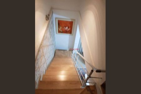 8_photo/94cef578ff.0edf8fb4de0cdb2d-ATLAS-4d297f64-0068-424d-b850-7394fdf3f0c3.jpg de casa à venda com 3 quartos, 290m² em Cidade Brasil, Guarulhos