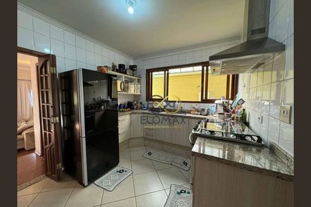 5_photo/94cef57aab.087b6ed089552c34-ATLAS-1dc4648d-d15a-4e51-a538-5fa0df934042.jpg de casa à venda com 3 quartos, 239m² em Gopouva, Guarulhos