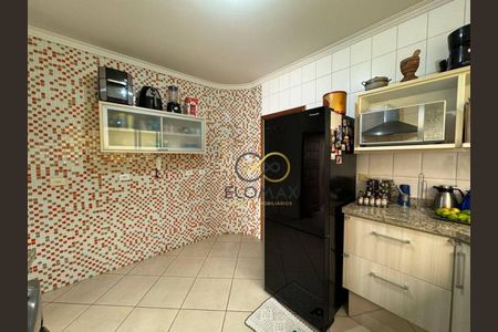 8_photo/94cef57aab.087b6ed089552c34-ATLAS-811b8dc3-9032-4a25-a414-411f8dde5514.jpg de casa à venda com 3 quartos, 239m² em Gopouva, Guarulhos