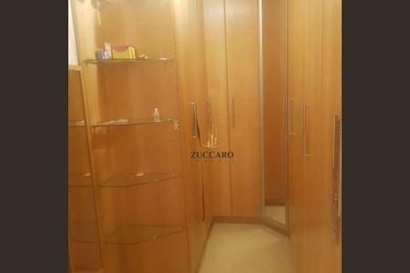 10_photo/94cef57c8d.e31a495c18706ffc-ATLAS-694440c3-a6a7-43a9-a3aa-d719ede91482.jpg de casa à venda com 3 quartos, 220m² em Gopouva, Guarulhos