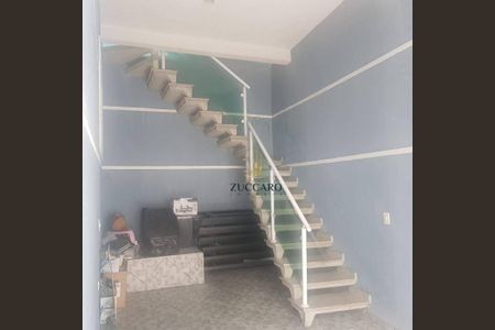 8_photo/94cef57c8d.e31a495c18706ffc-ATLAS-eb501f43-07bd-4bbc-873e-3f9f22c22f57.jpg de casa à venda com 3 quartos, 220m² em Gopouva, Guarulhos